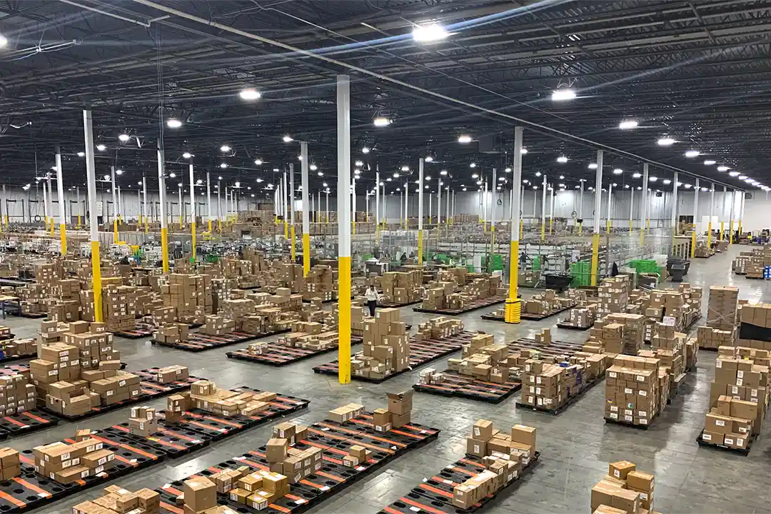 3P logistics warehouse